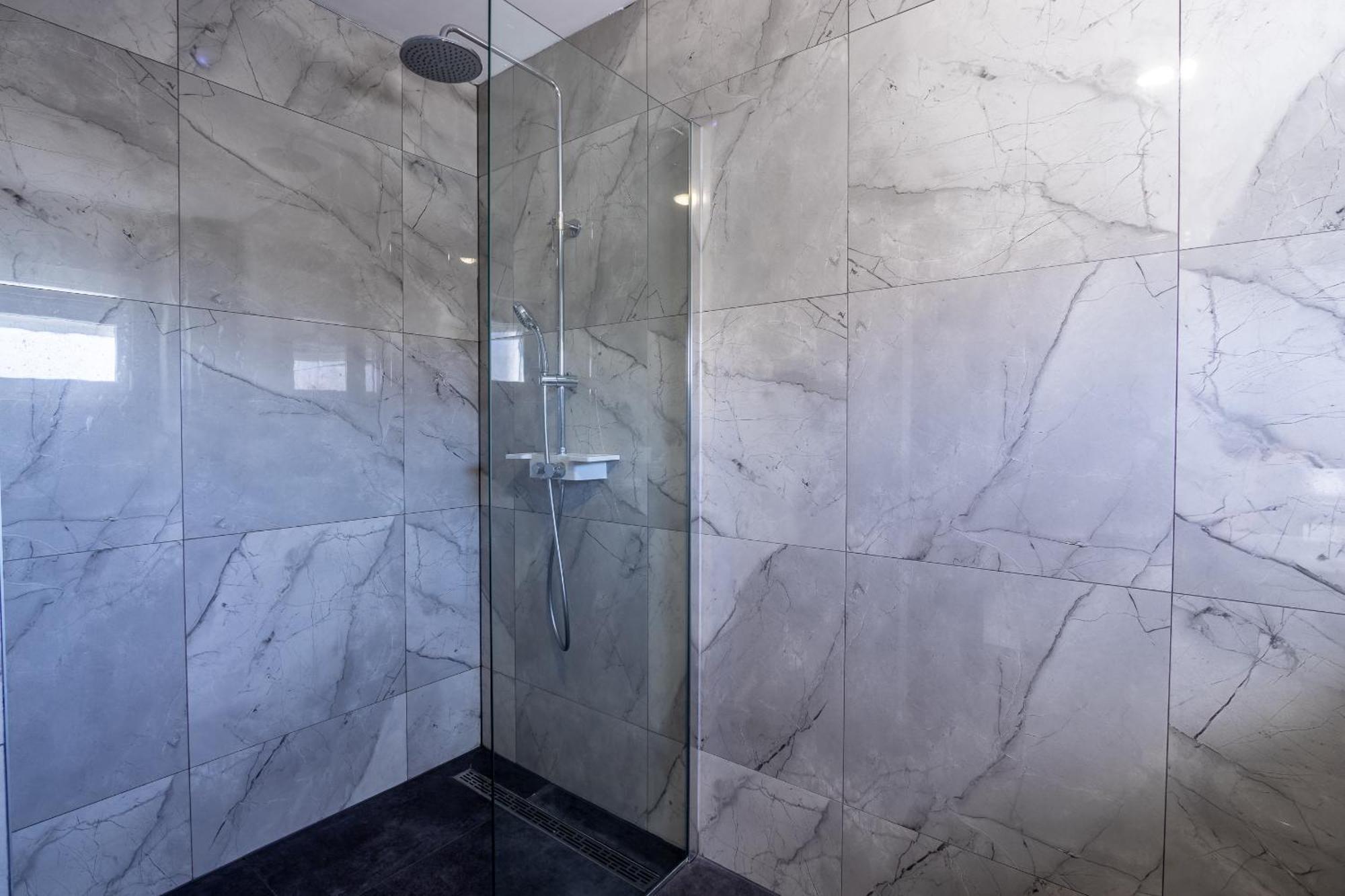 Apartman Rojo Apartment Omis Bagian luar foto