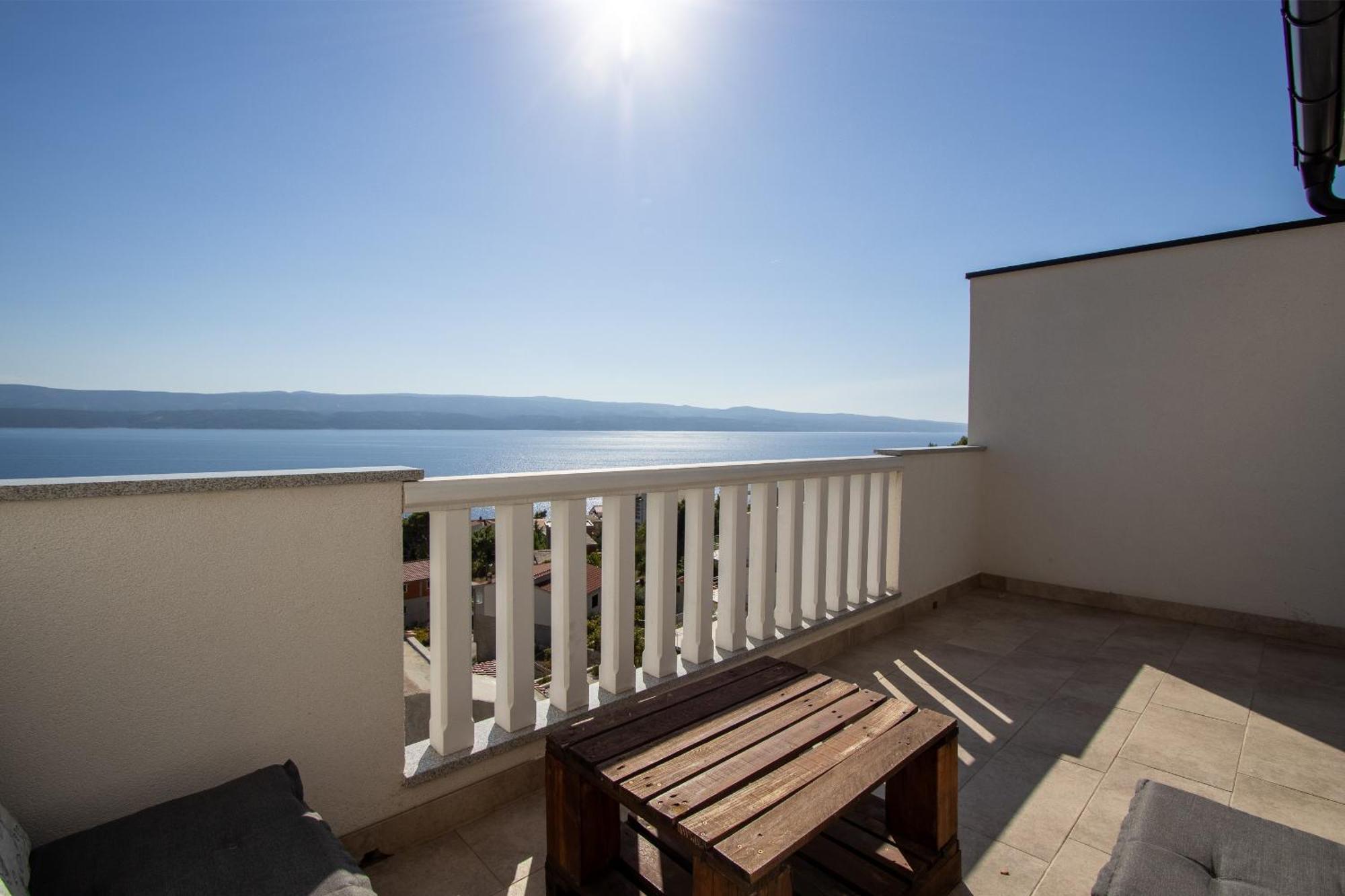 Apartman Rojo Apartment Omis Bagian luar foto