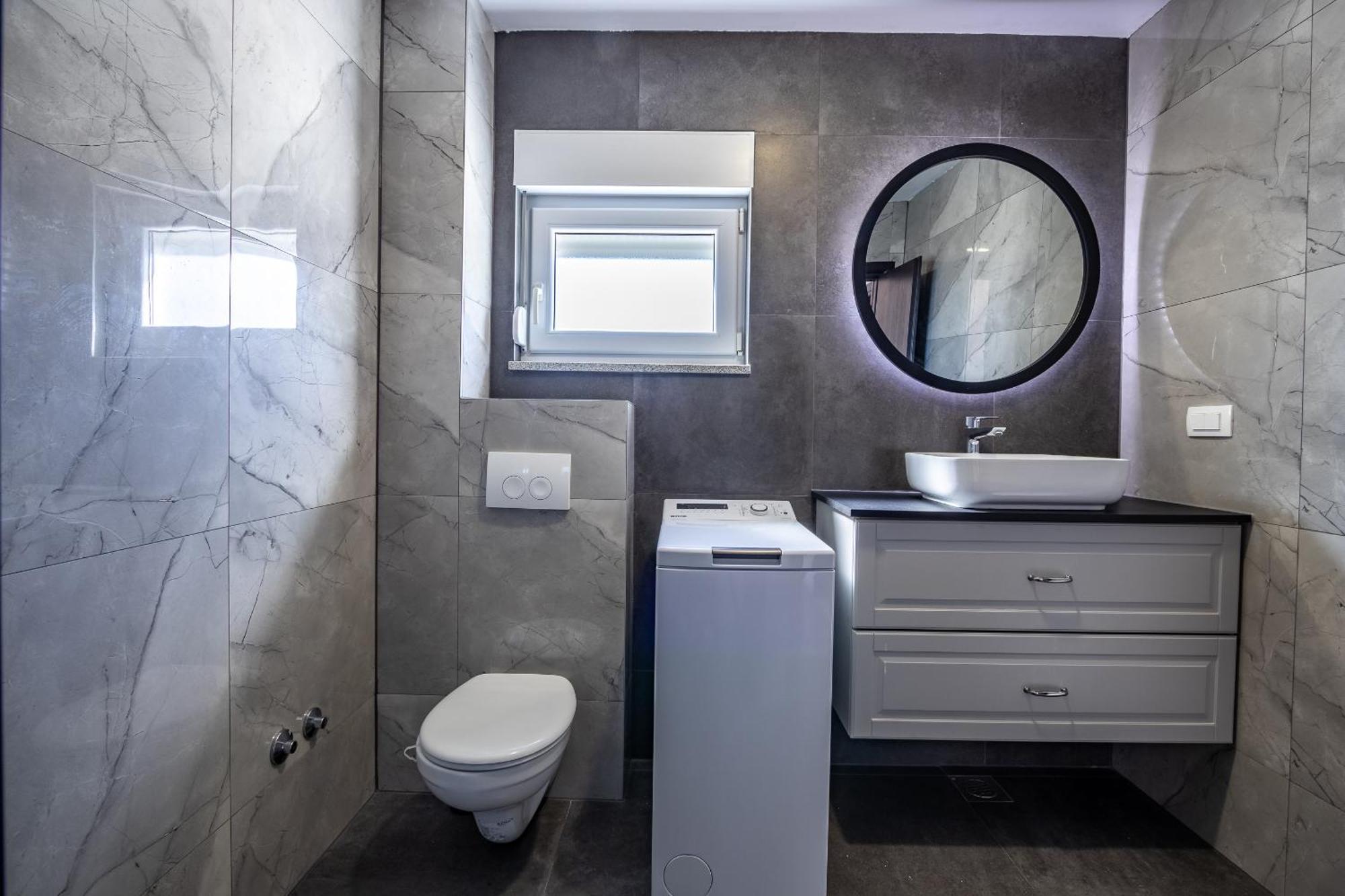 Apartman Rojo Apartment Omis Bagian luar foto